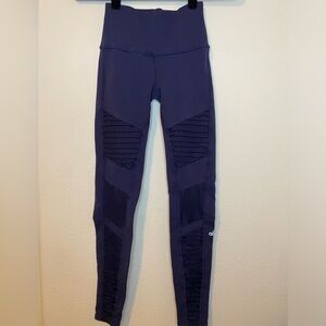 Alo dark blue leggings size xs